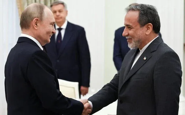 0645GMT//Putin meets Iran's foreign minister; anti-gov protests flare in Siberia; monogorods funding cut
